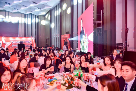 云端接軌，商業(yè)視頻直播迎合時(shí)代發(fā)展大勢(shì)